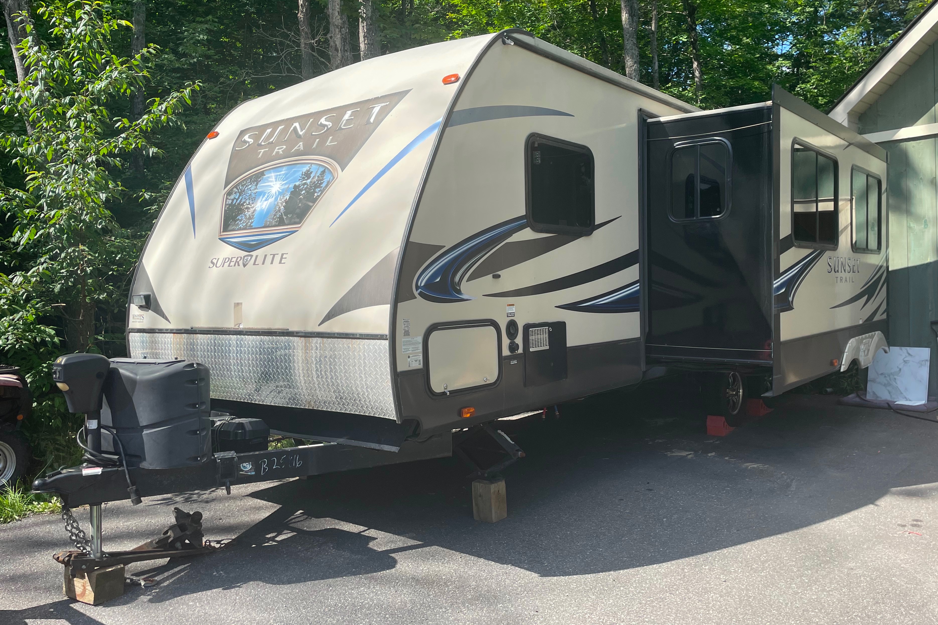 Erin's Sunset Trail 27bh Travel Trailer