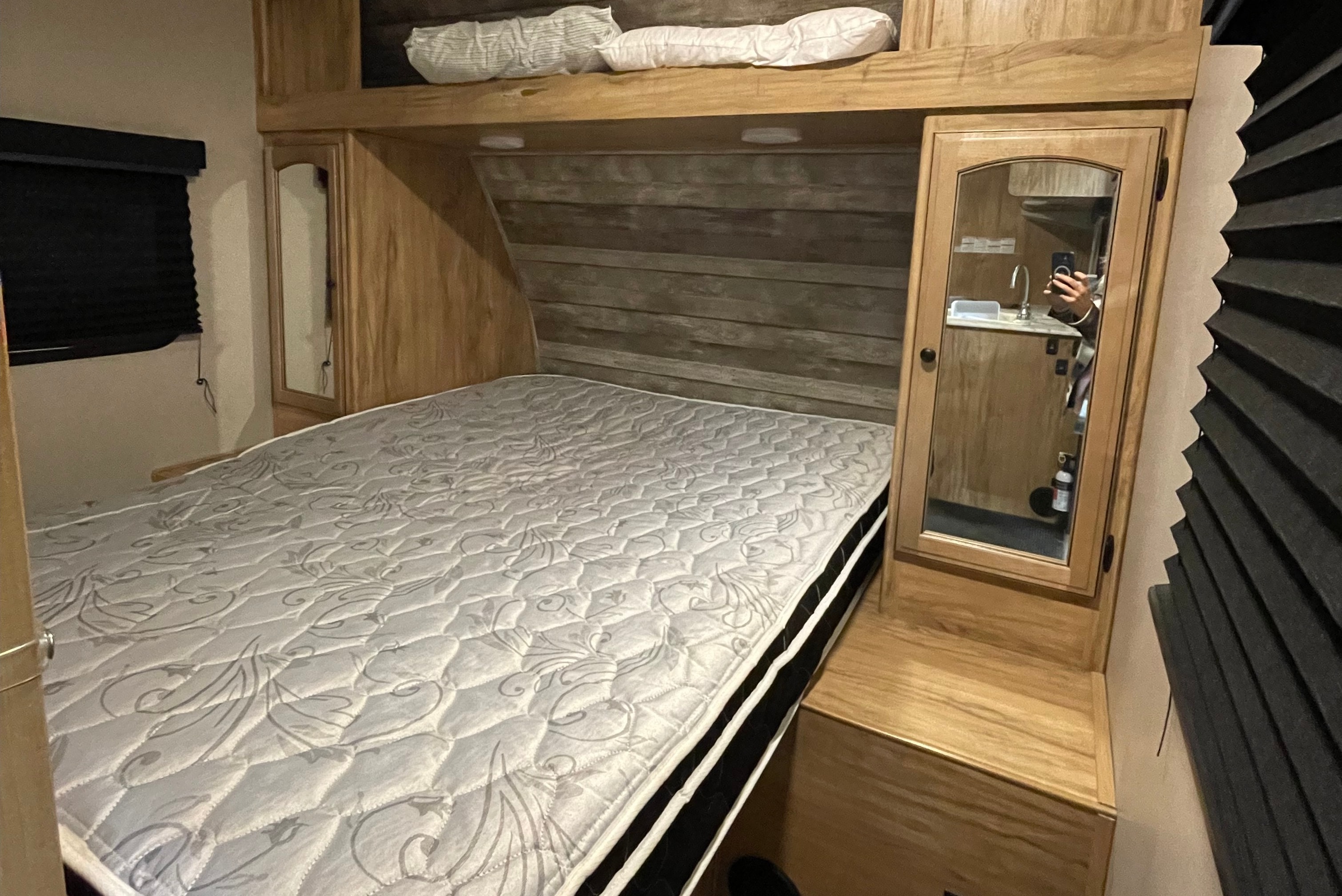 Matthews’ Coachmen Freedom Express Travel Trailer