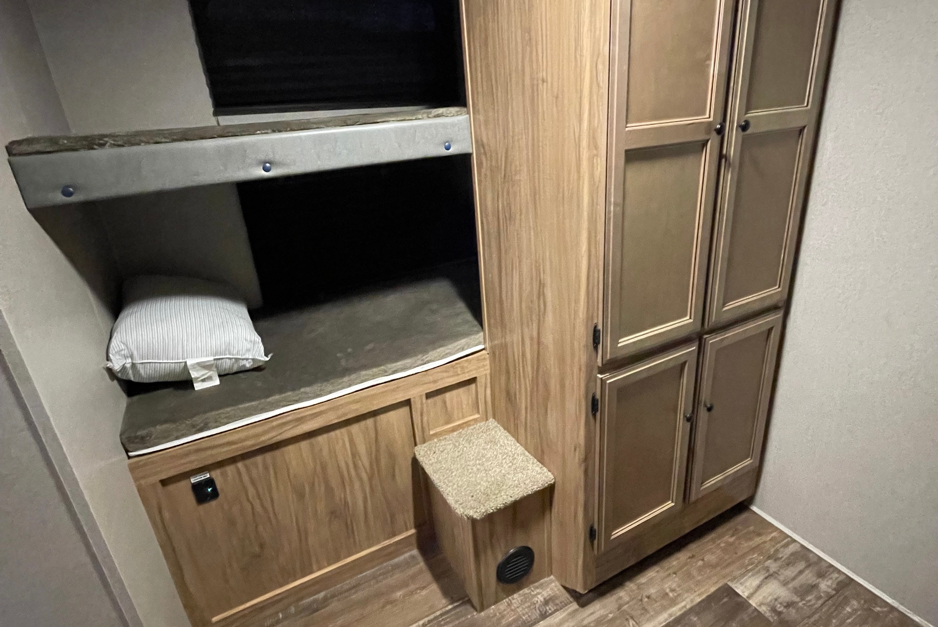Matthews’ Coachmen Freedom Express Travel Trailer