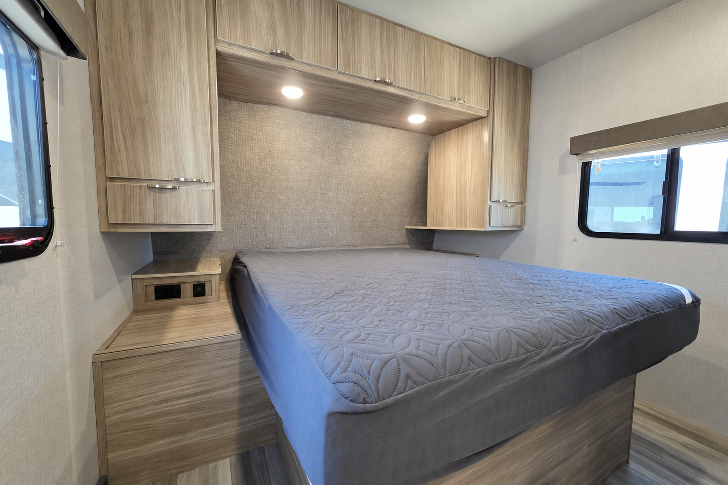 Luxury Camping Made Easy | Winnebago 2801BHS