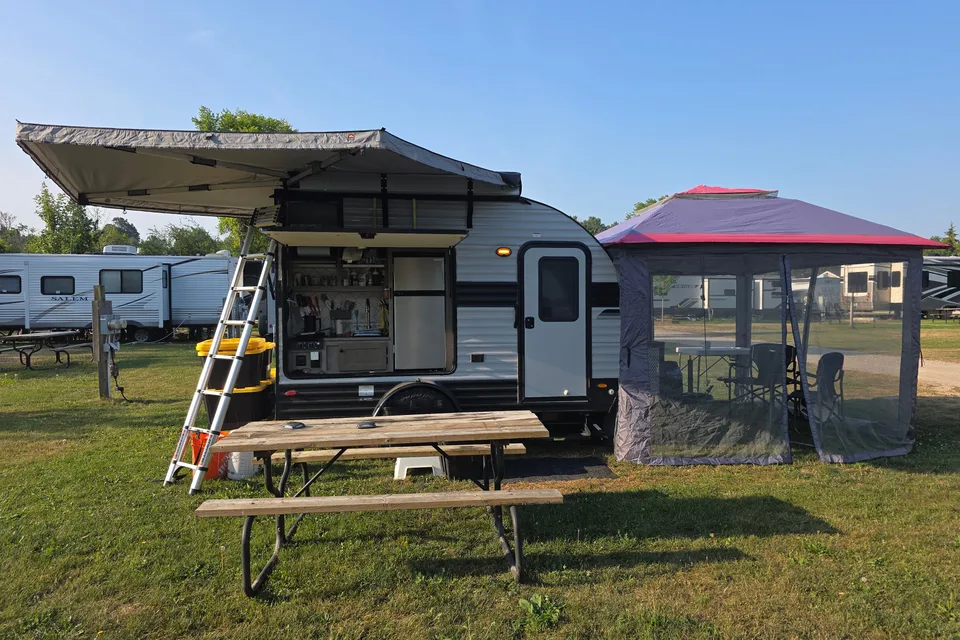 Anthony's 2024 Sunray 139T Digitial Nomad Edition - Sixteen feet of pure freedom