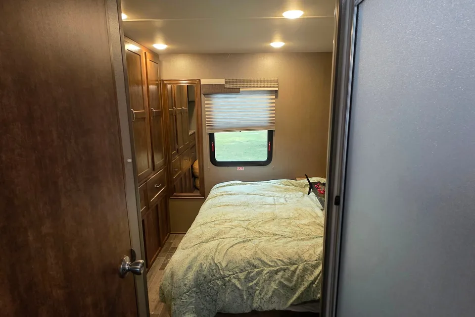 Bryan's Winnebago Intent Class A