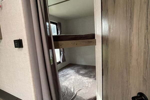 2021 Super-lite/Conquest 197BH Travel Trailer