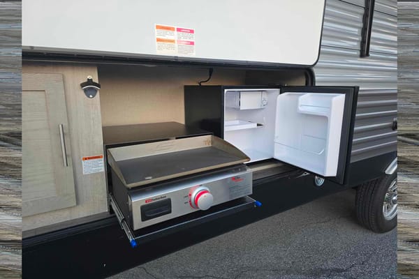 2023 Coachmen RV Catalina Legacy
