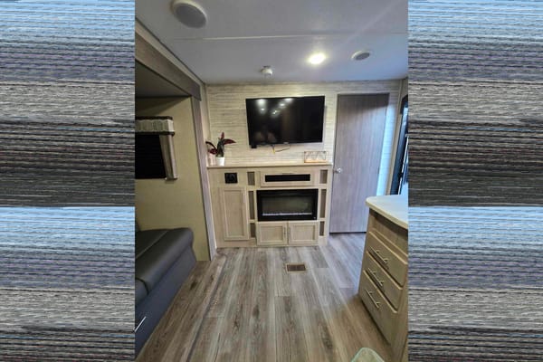 2023 Coachmen RV Catalina Legacy