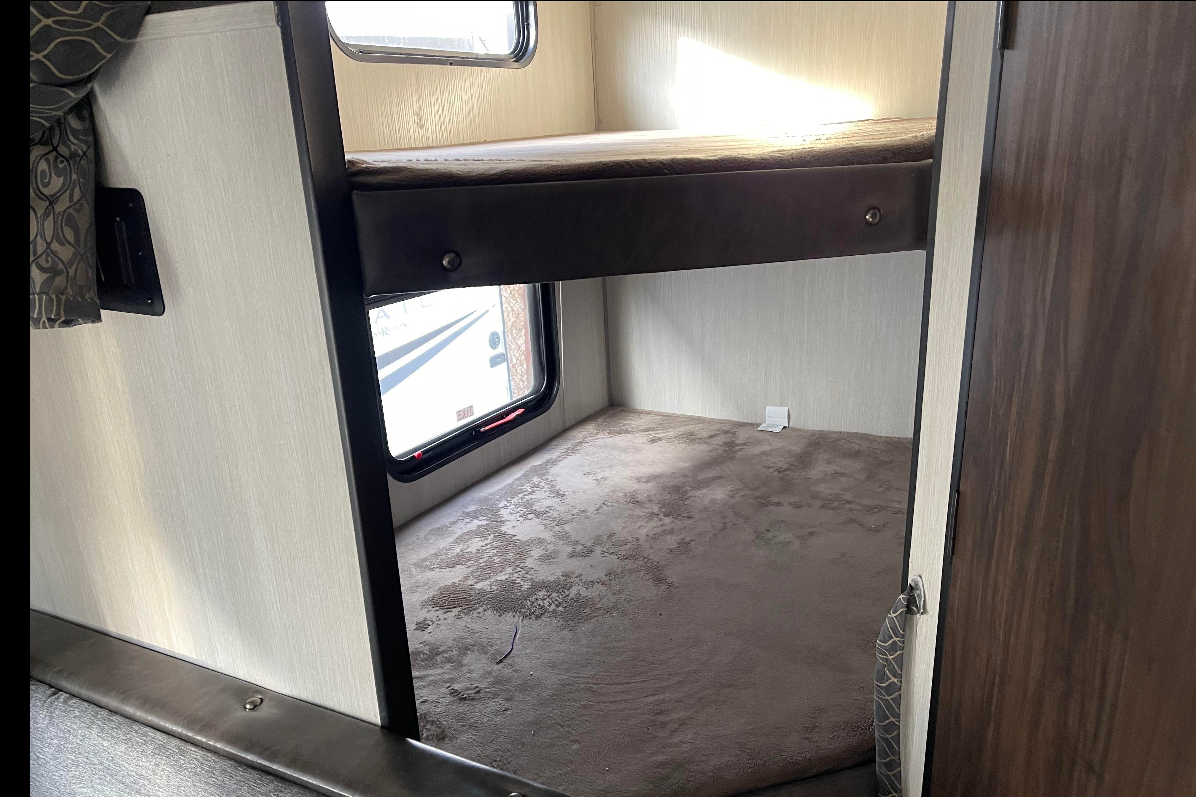 Family Friendly Trailer, Great for getaways! Sleeps up to 8