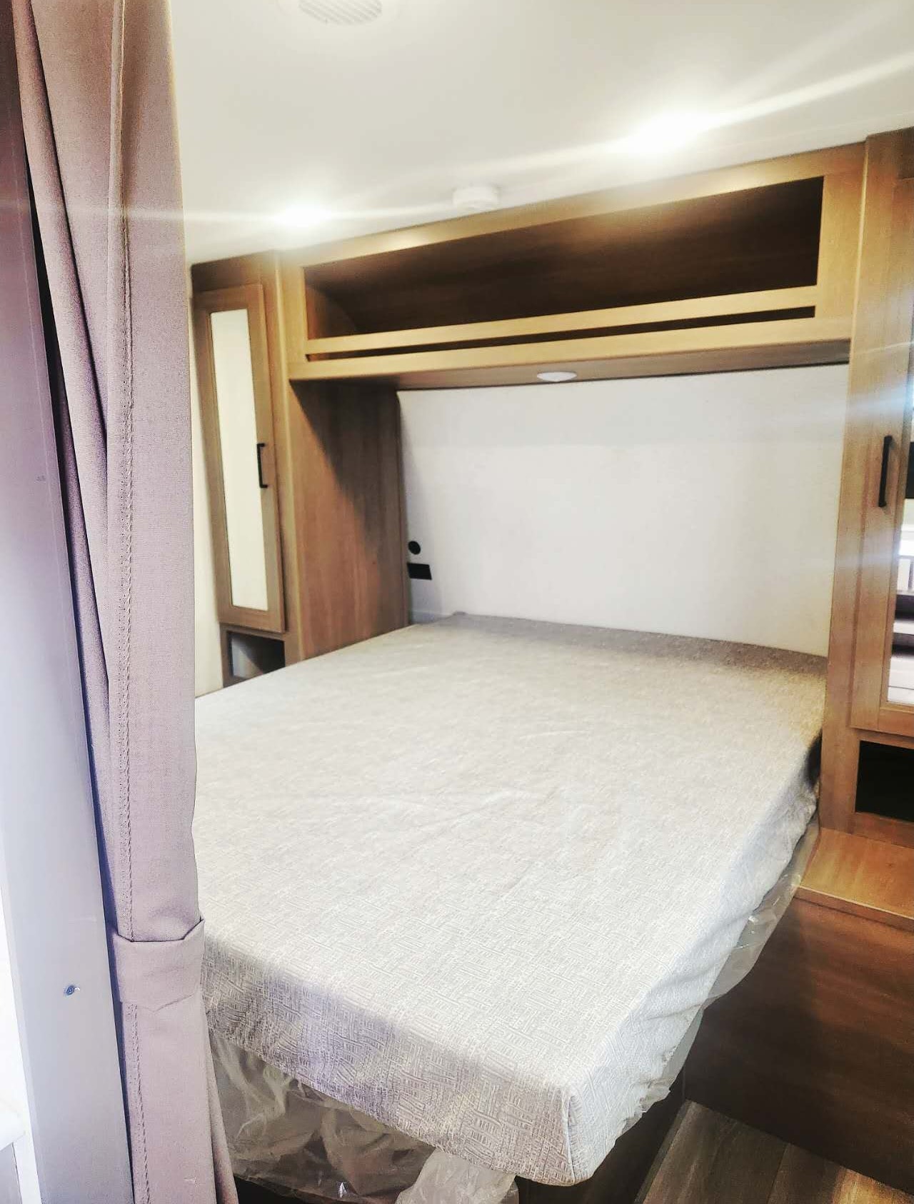 Anna's Brand New 2025 Grand Design Transcend xplor 24bhx Travel Trailer