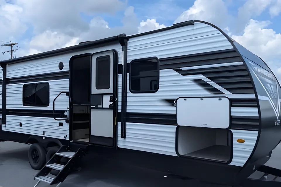 Anna's Brand New 2025 Grand Design Transcend xplor 24bhx Travel Trailer