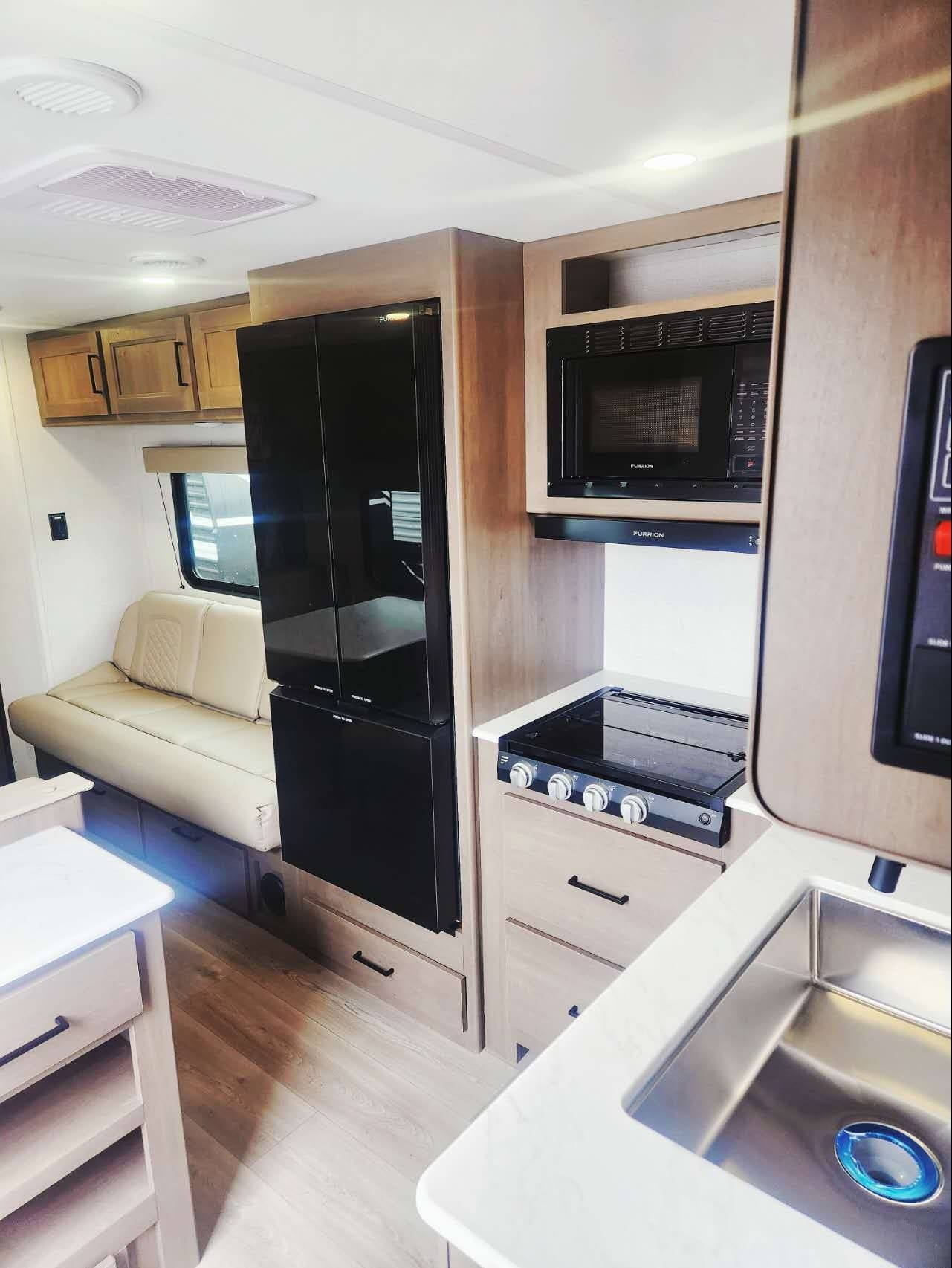 Anna's Brand New 2025 Grand Design Transcend xplor 24bhx Travel Trailer