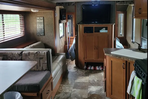 GREY WOLF 26DBH BUNKHOUSE