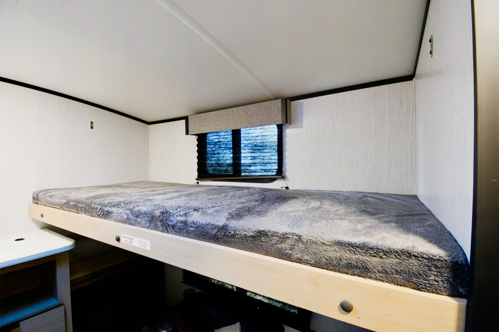 Say hello to "Wisdom"! Our 22 Radiance 28QD! Located near Table Rock Lake, Branson Missouri & Lake Of The Ozarks