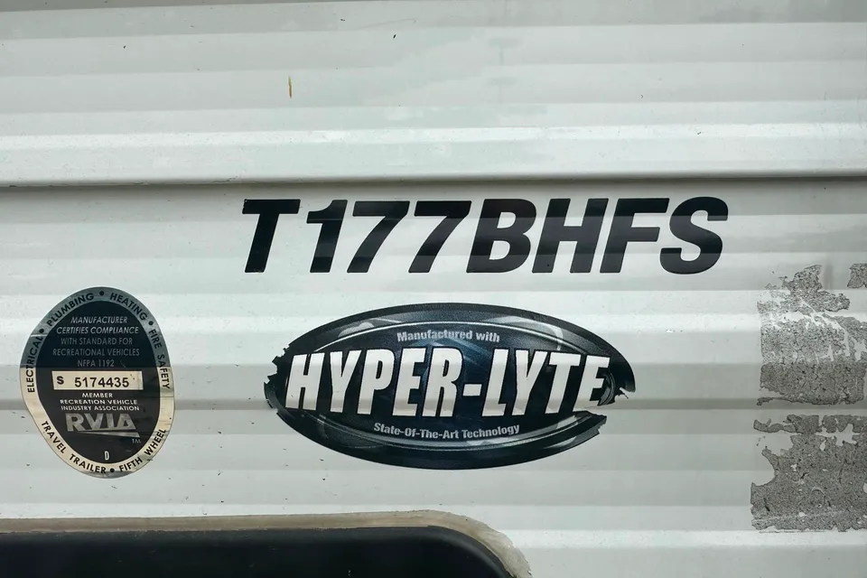 Muhanad's Forest River EVO Floorplan: 177BH Travel Trailer