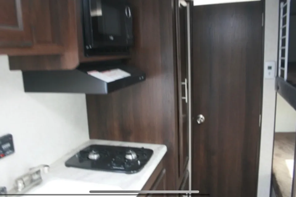 The Cozy Camp Cruiser – Jayco Jay Flight