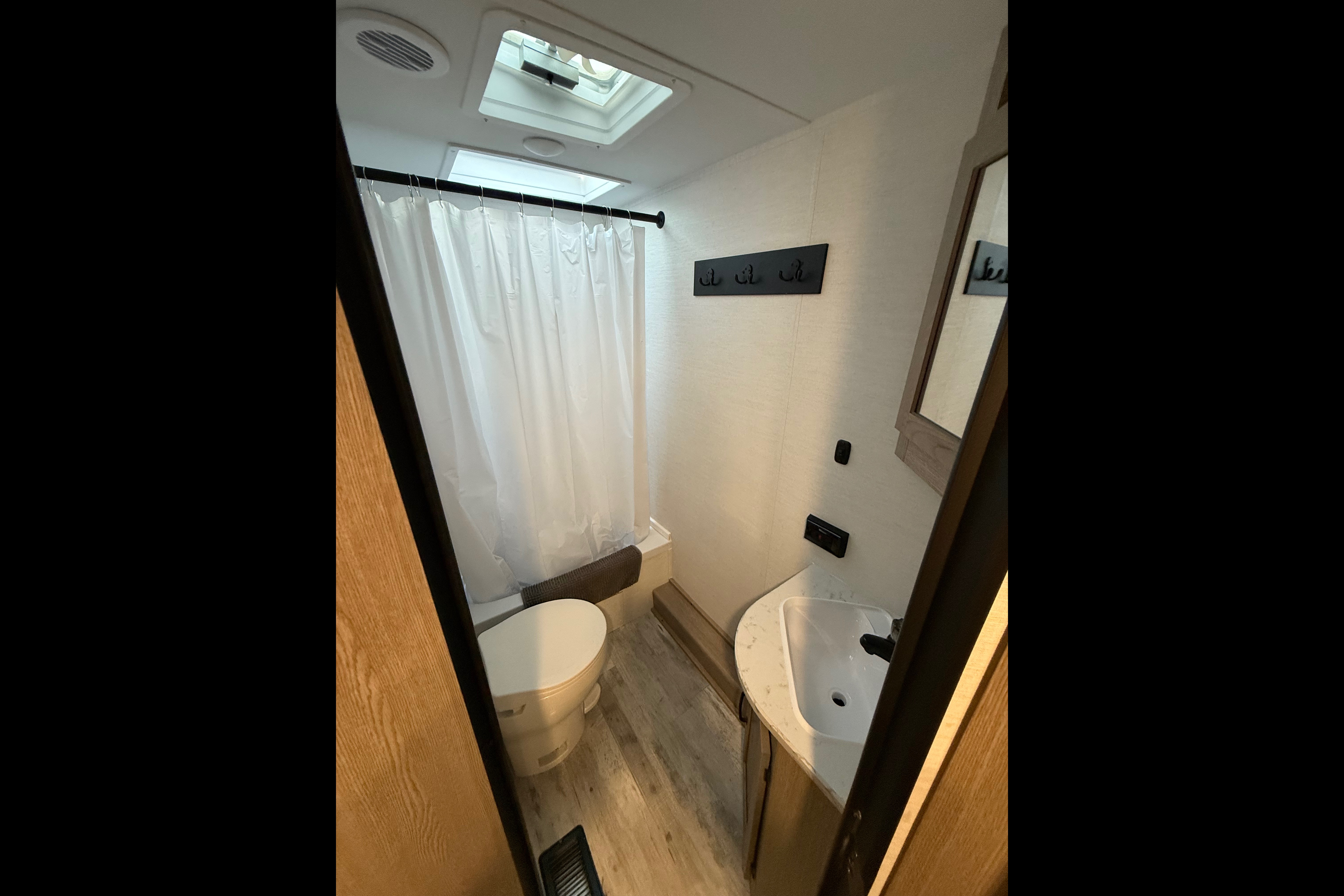 Brayden's Grand River 26 DB Travel Trailer