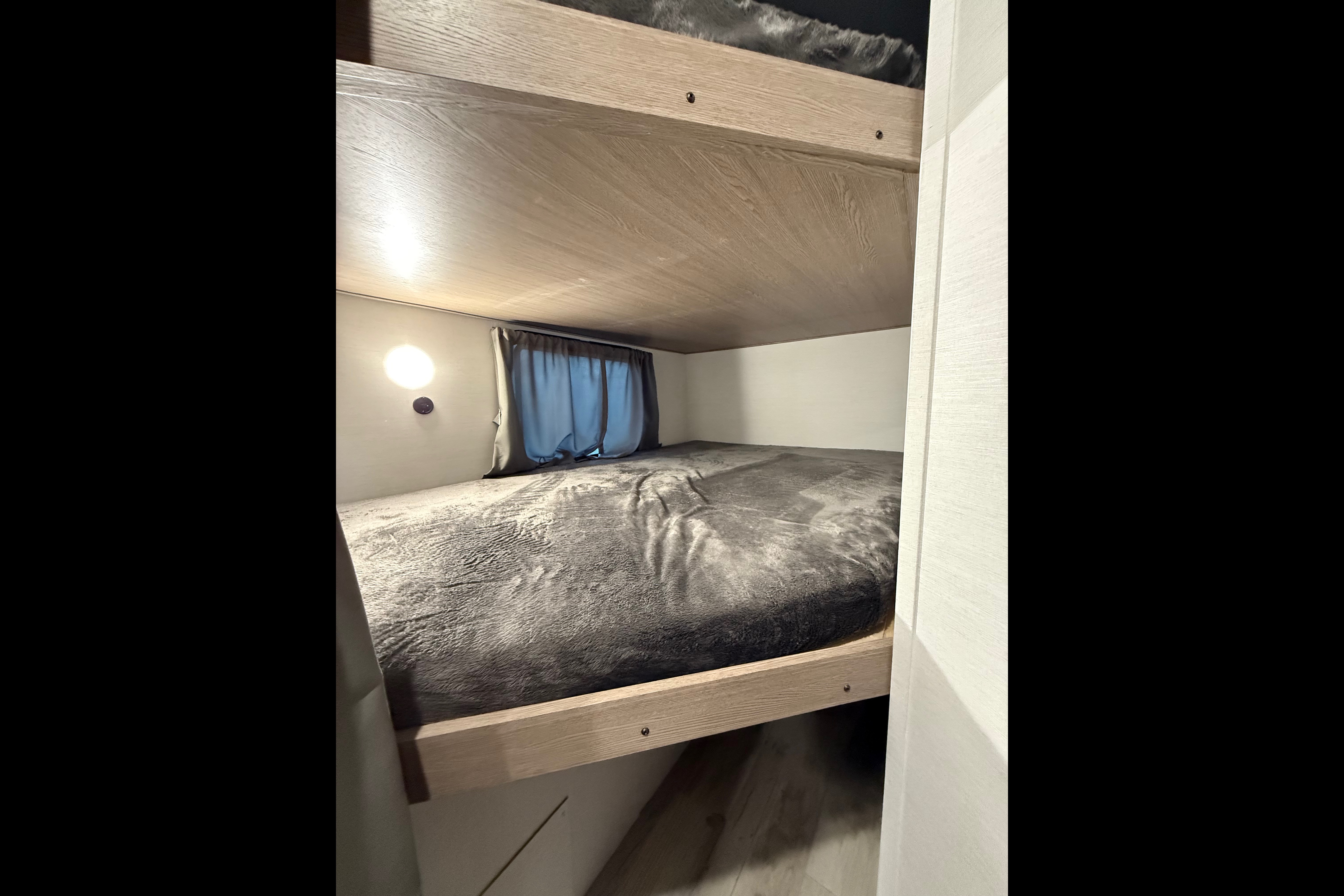 Brayden's Grand River 26 DB Travel Trailer