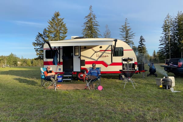 50s Diner Retro Style w/Modern Functionality and Lightweight for Easy Towing with SUV or Light Truck