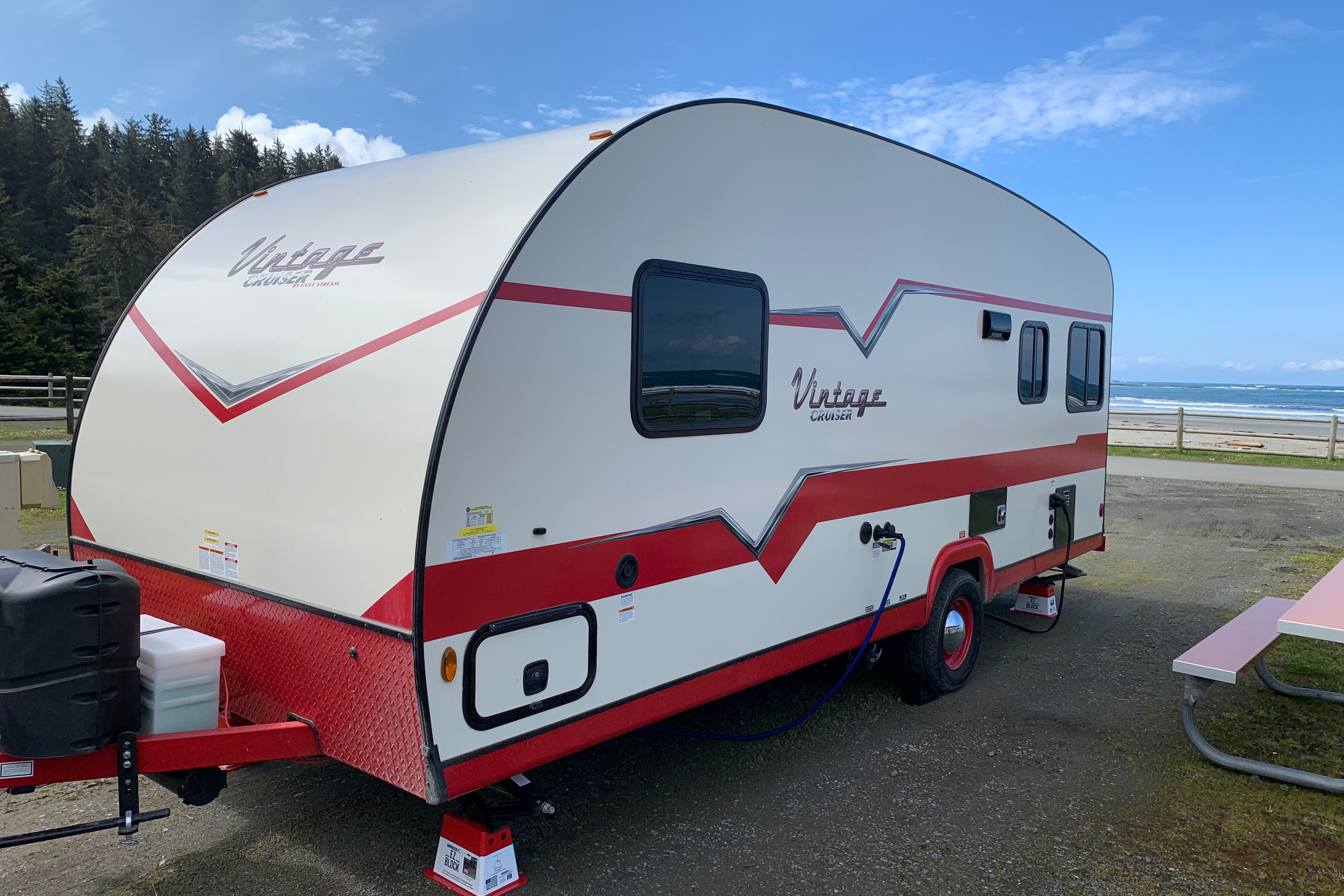 50s Diner Retro Style w/Modern Functionality and Lightweight for Easy Towing with SUV or Light Truck