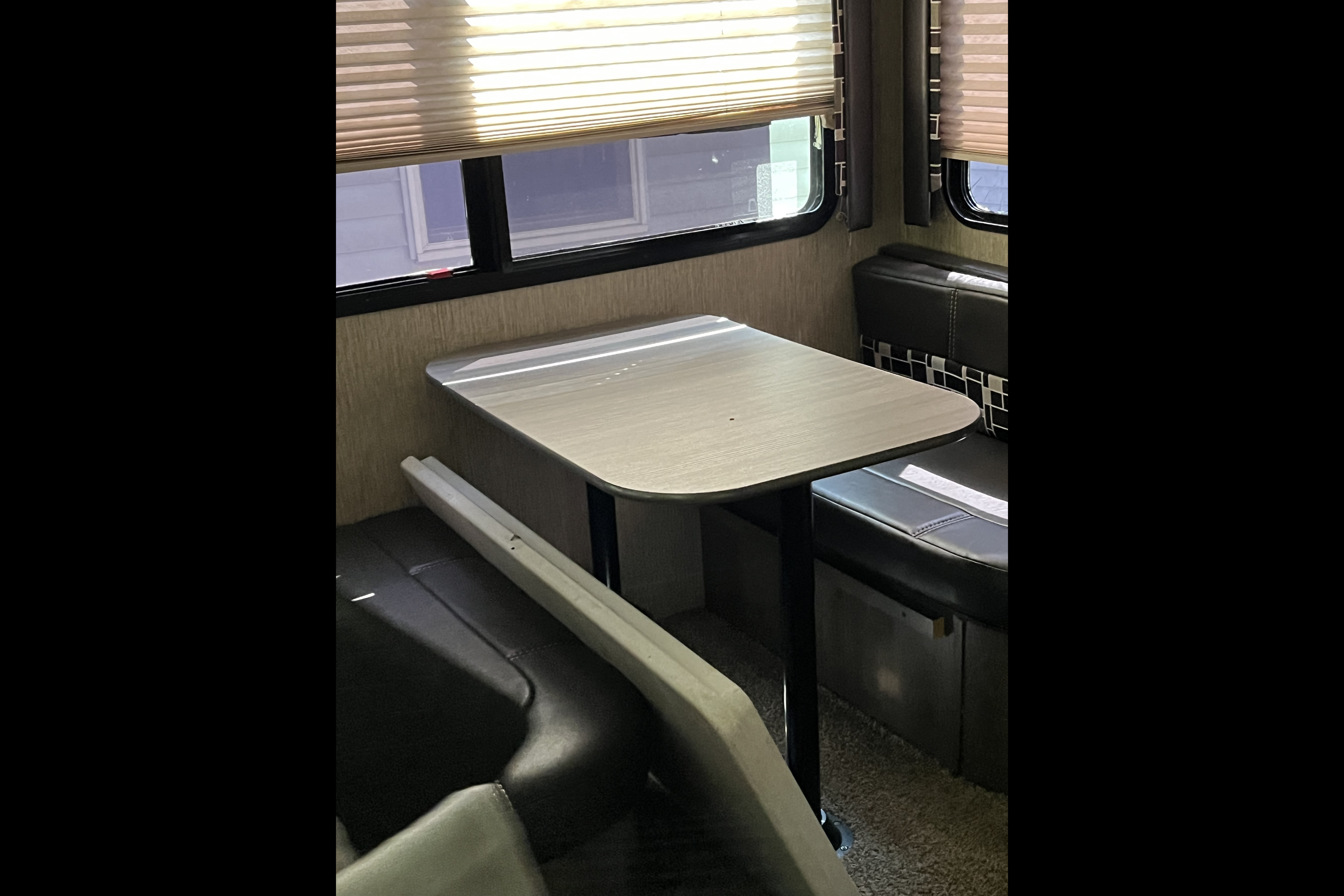 Chris's Coleman 2605 Travel Trailer