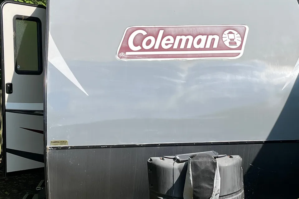 Chris's Coleman 2605 Travel Trailer
