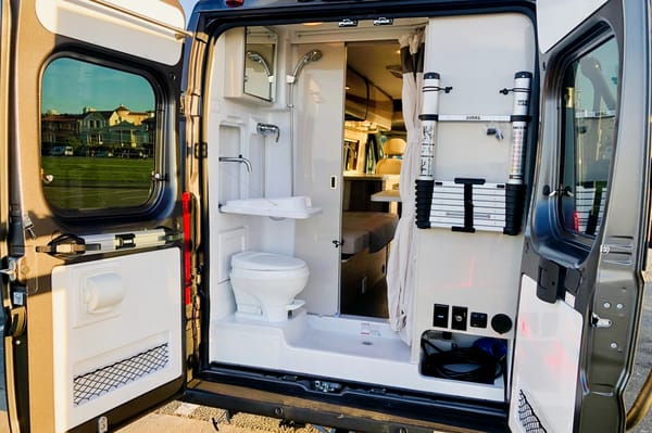 2021 Thor Motor Coach Sequence 20L Passionate Traveler