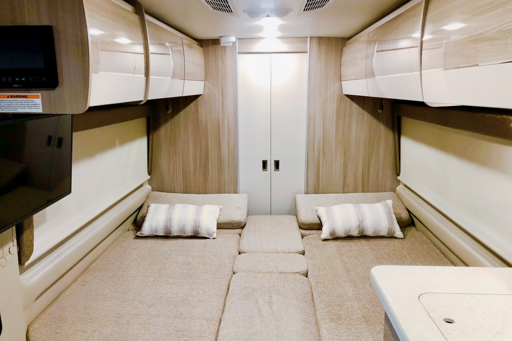 2021 Thor Motor Coach Sequence 20L Passionate Traveler