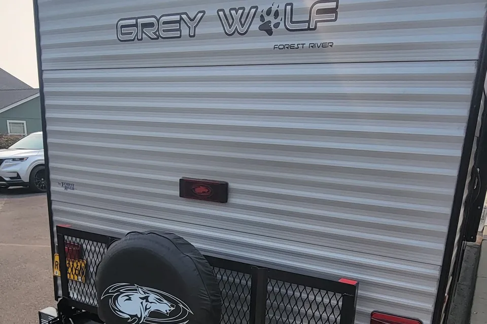 Ismael's 2022 Forest River RV Cherokee Grey Wolf 23DBH Cherokee Grey Wolf 23DBH Travel Trailer