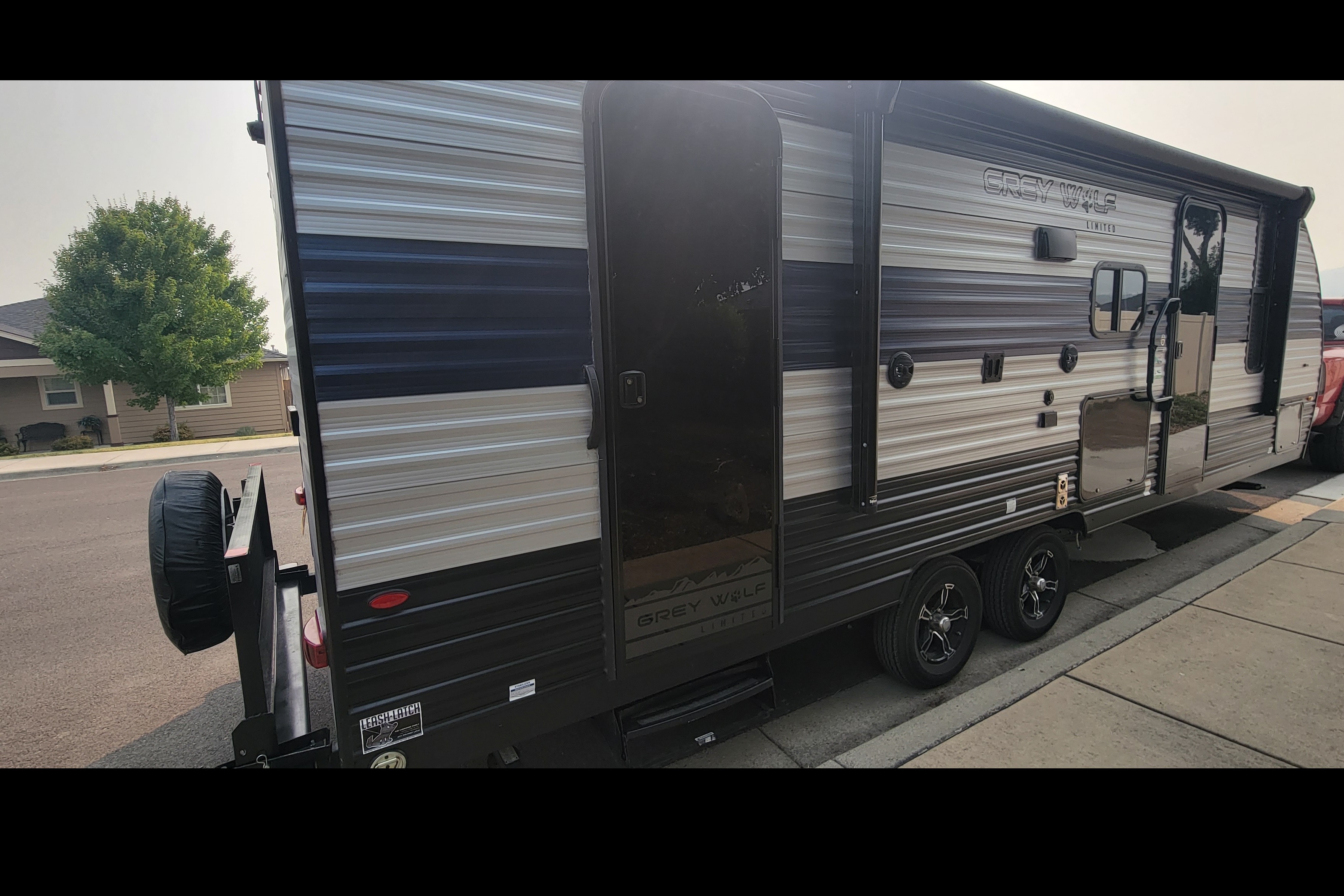Ismael's 2022 Forest River RV Cherokee Grey Wolf 23DBH Cherokee Grey Wolf 23DBH Travel Trailer