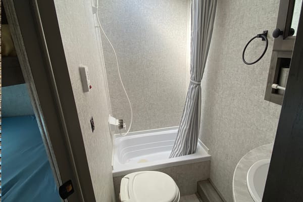 The Armstrongs Apex Nano 208BHS Travel Trailer