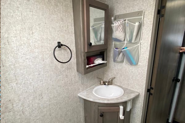 The Armstrongs Apex Nano 208BHS Travel Trailer