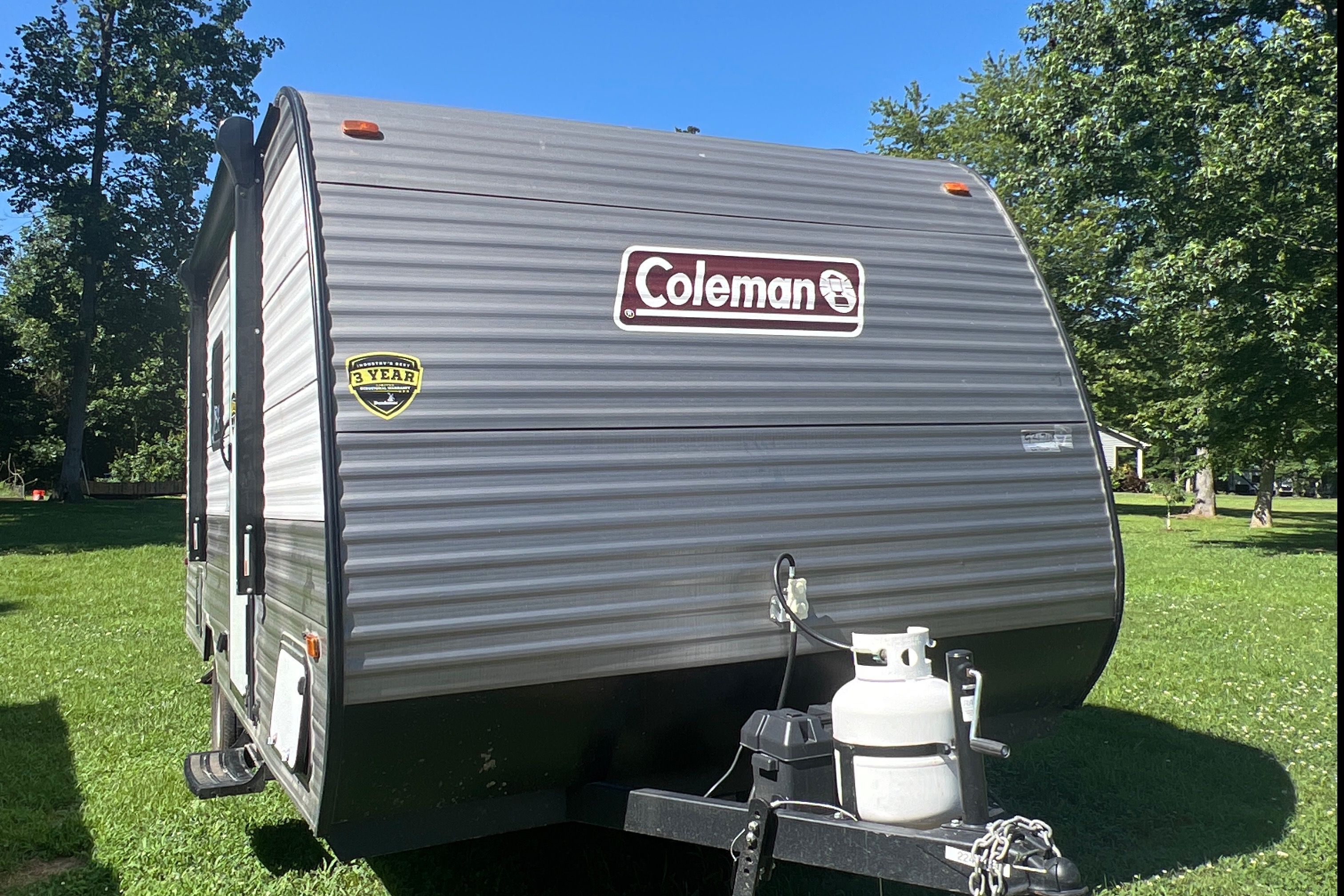Maryana's Coleman Coleman lantern LT Travel Trailer