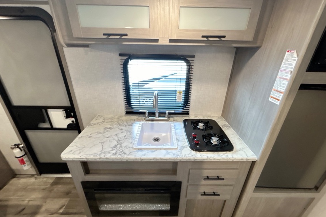 Maryana's Coleman Coleman lantern LT Travel Trailer
