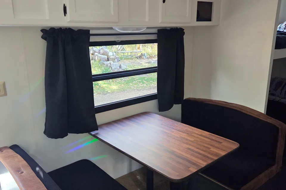 Jesse's Cozy Camper