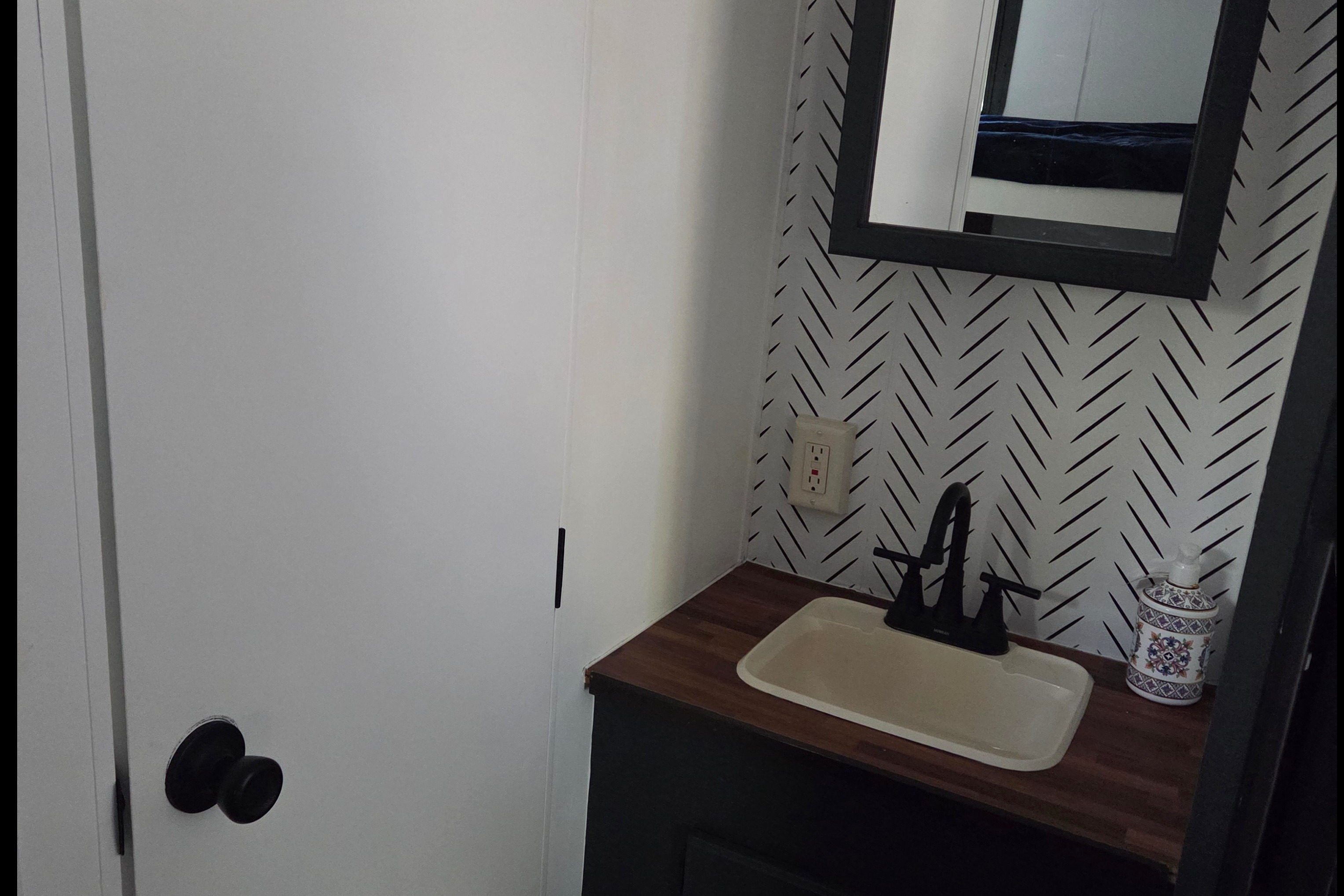 Jesse's Cozy Camper