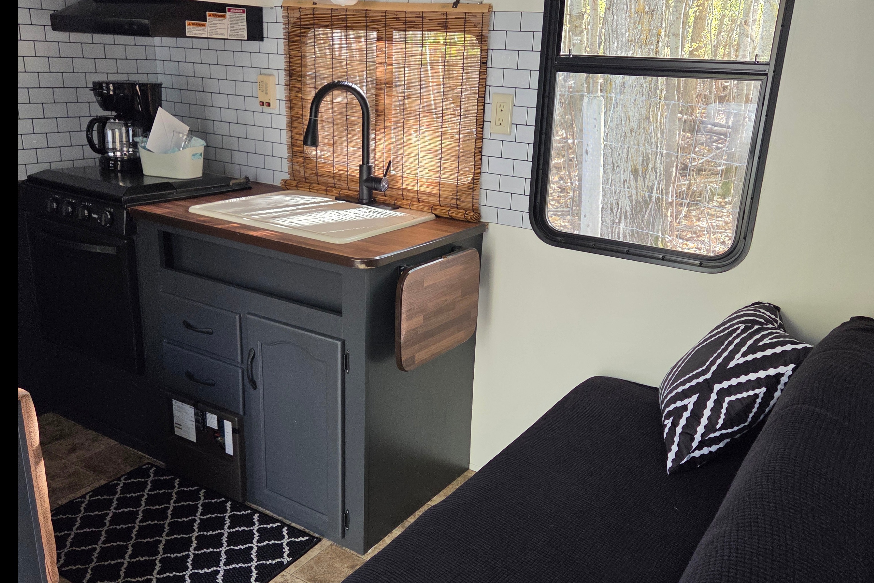 Jesse's Cozy Camper