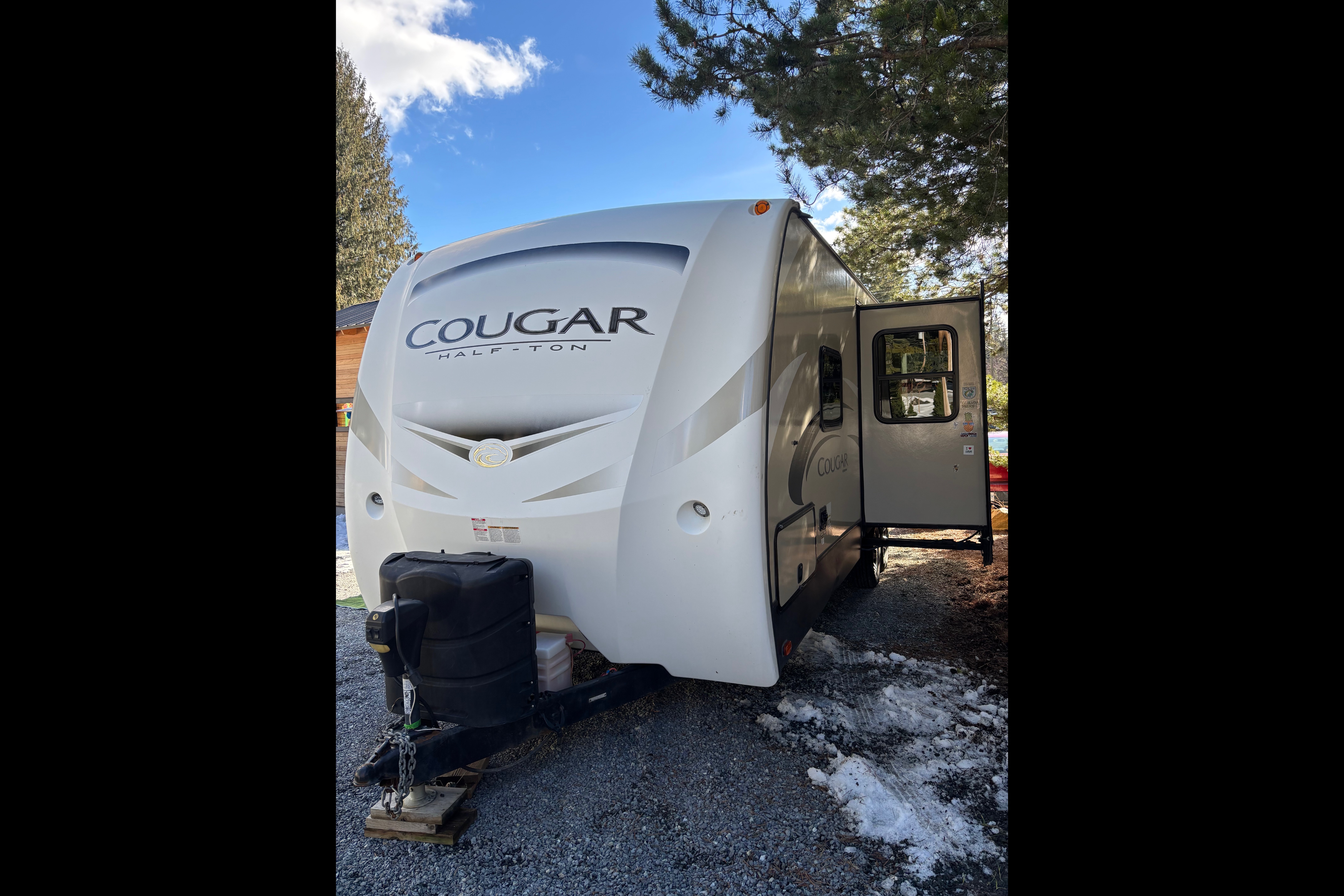 Alpine's RV Cottage