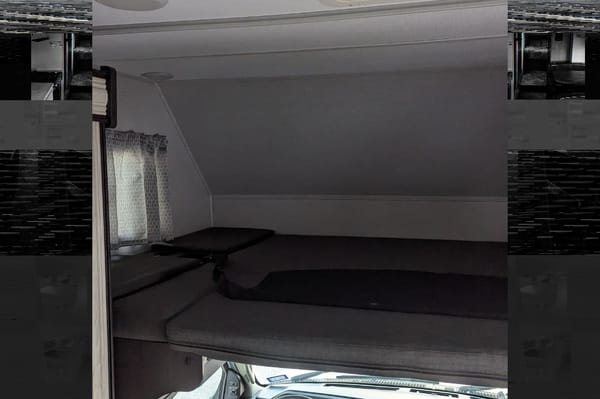 "Jackson" Forest River Sunseeker 2850LE Class C