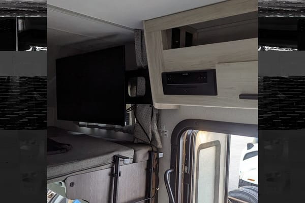 "Jackson" Forest River Sunseeker 2850LE Class C