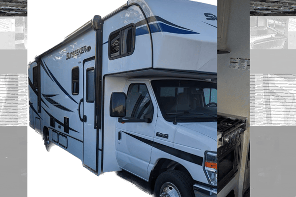 "Jackson" Forest River Sunseeker 2850LE Class C