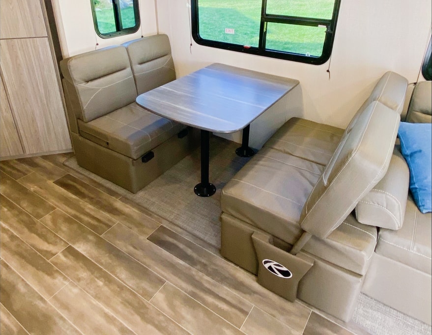 2021 Fully Loaded Family Keystone Travel Trailer