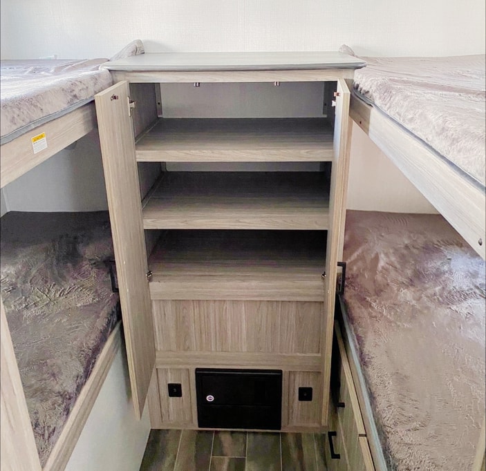 2021 Fully Loaded Family Keystone Travel Trailer
