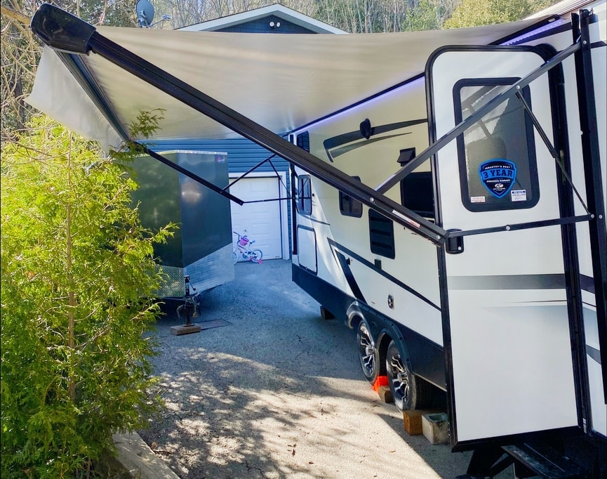 2021 Fully Loaded Family Keystone Travel Trailer