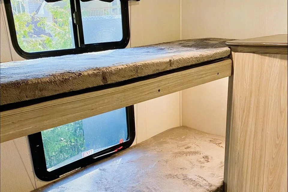 2021 Fully Loaded Family Keystone Travel Trailer