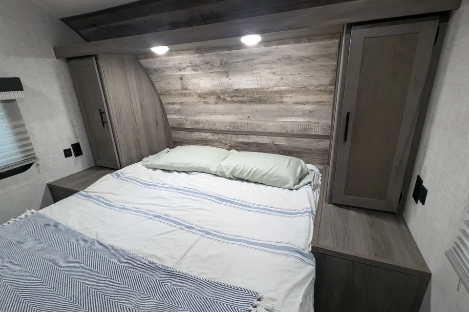 The Enlighten ( Great for winter camping!)
