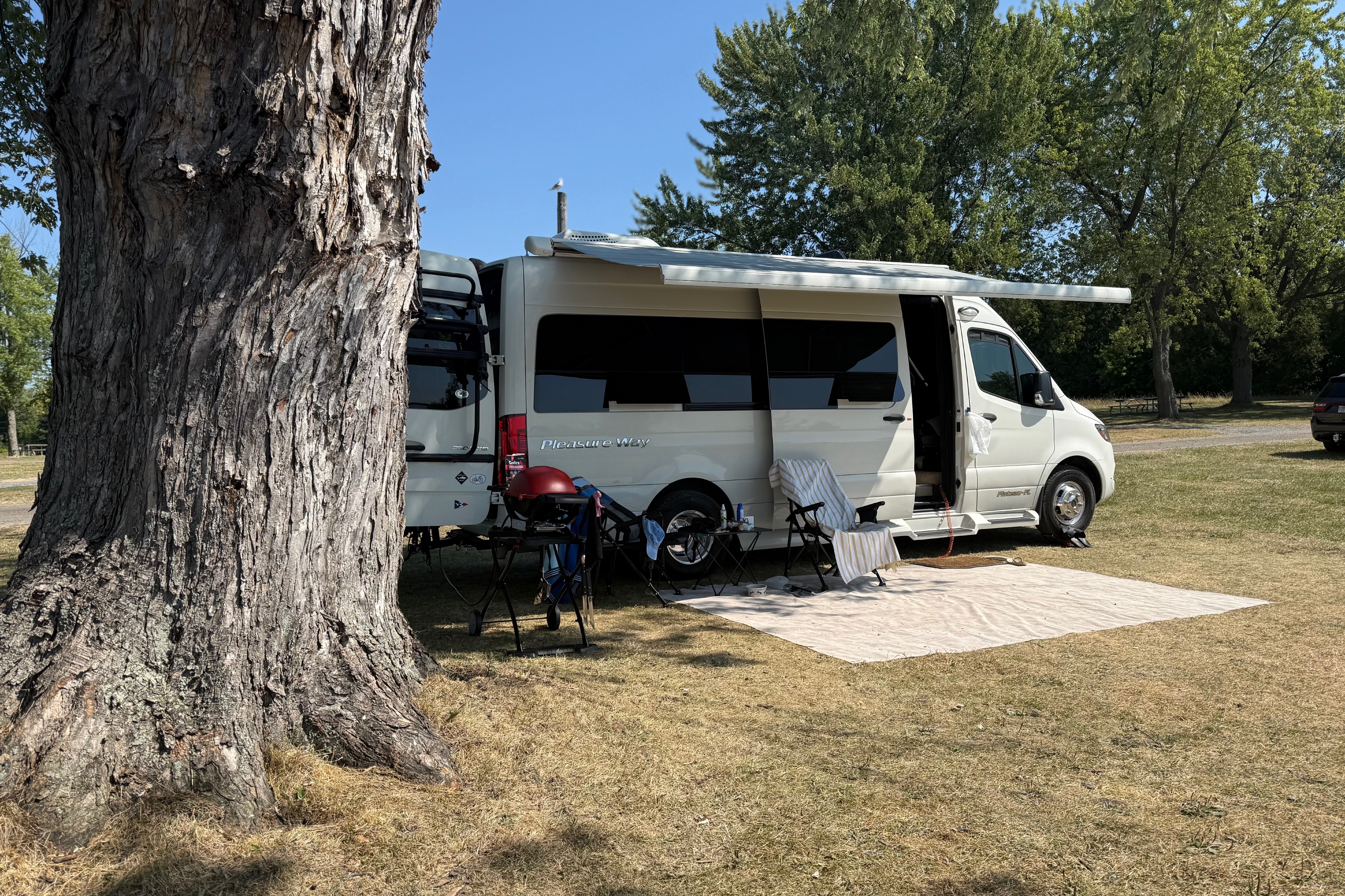 Roger's Pleasure-Way Plateau FL Class B