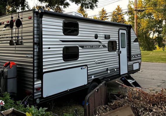 2024 Coachmen Catalina 184BHS • Off-Grid Family Bunkhouse w/ 300W Solar Lithium | Delivery & Setup