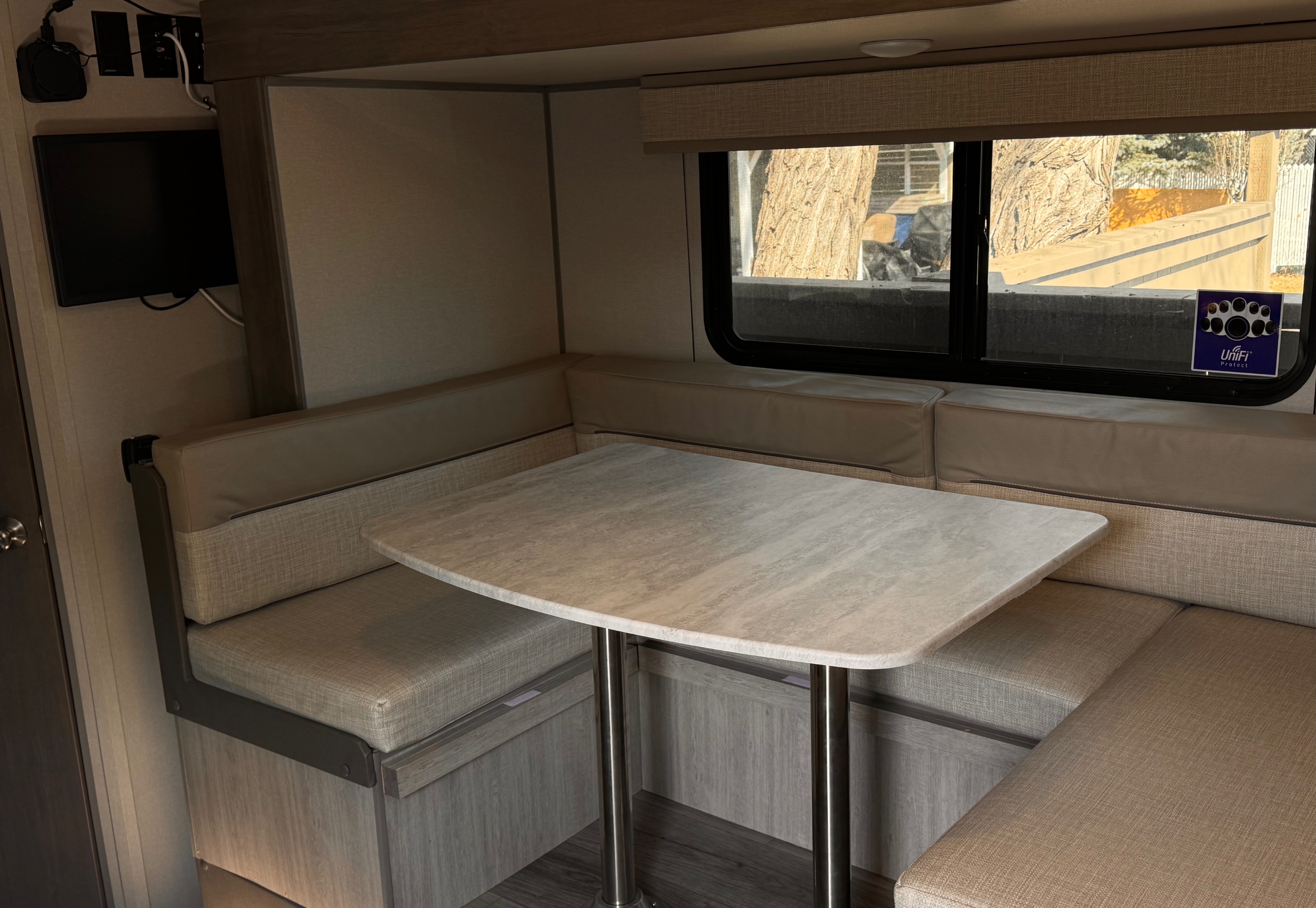 2024 Coachmen Catalina 184BHS • Off-Grid Family Bunkhouse w/ 300W Solar Lithium | Delivery & Setup