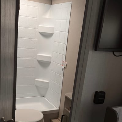 2024 Coachmen Catalina 184BHS • Off-Grid Family Bunkhouse w/ 300W Solar Lithium | Delivery & Setup