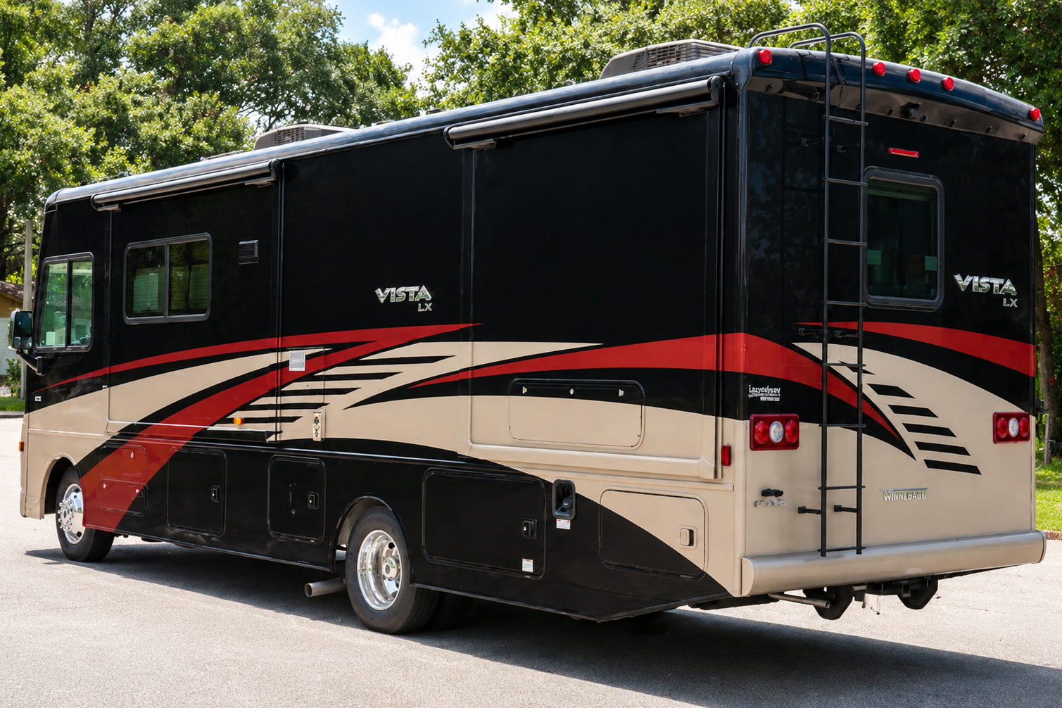 Meet "Nomad" - Winnebago Vista LX 2019