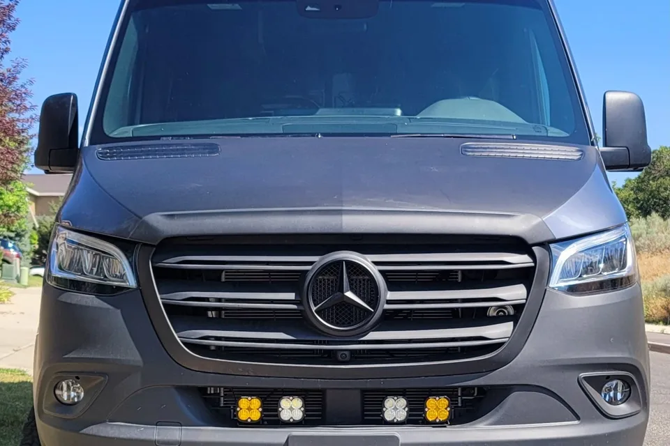 Storyteller Overland Stealth Mode 4x4