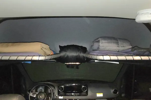 Storyteller Overland Stealth Mode 4x4